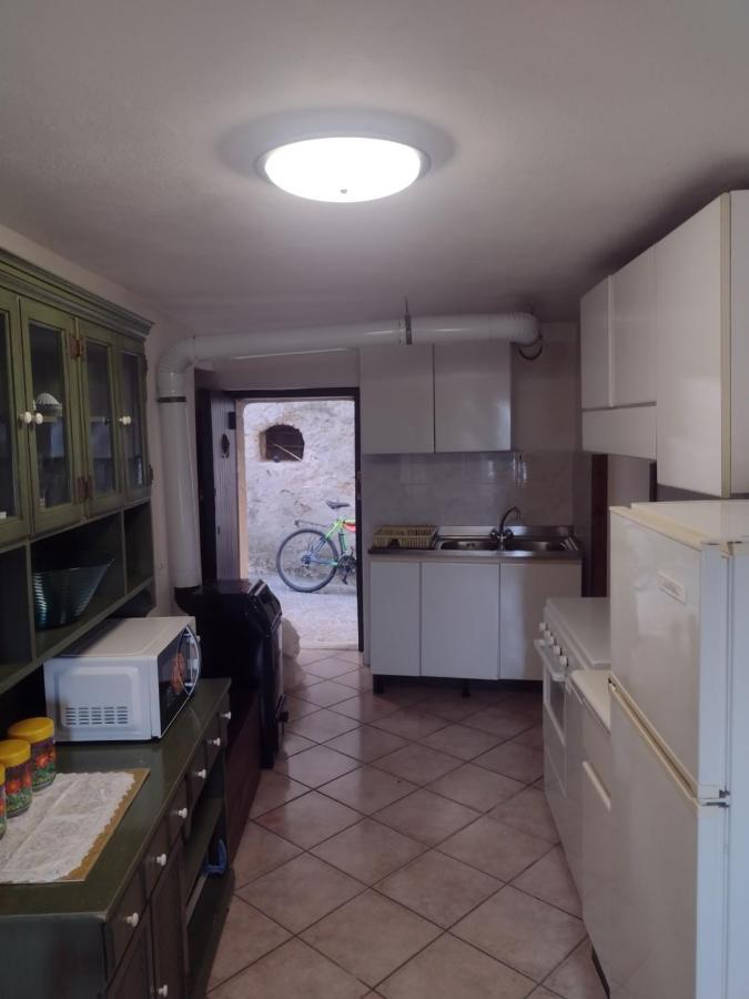 Casa Pitagora Villa Pesche Екстериор снимка